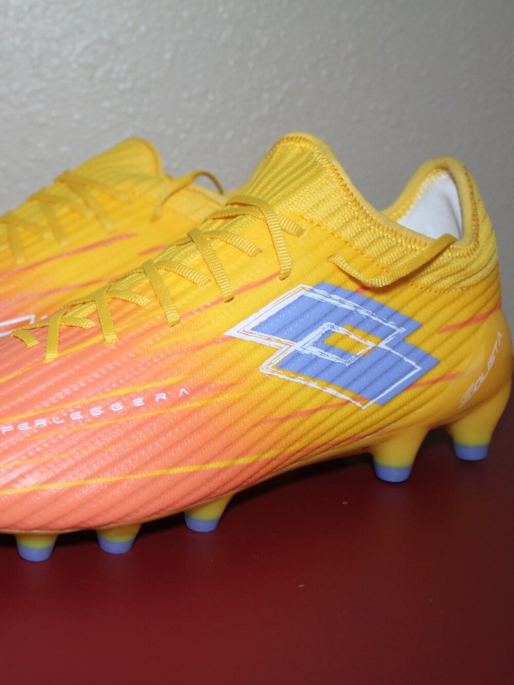 Lotto Solista 200 IX FG Soccer Cleats Shoes Unisex size 7.5 / 9 Brand new